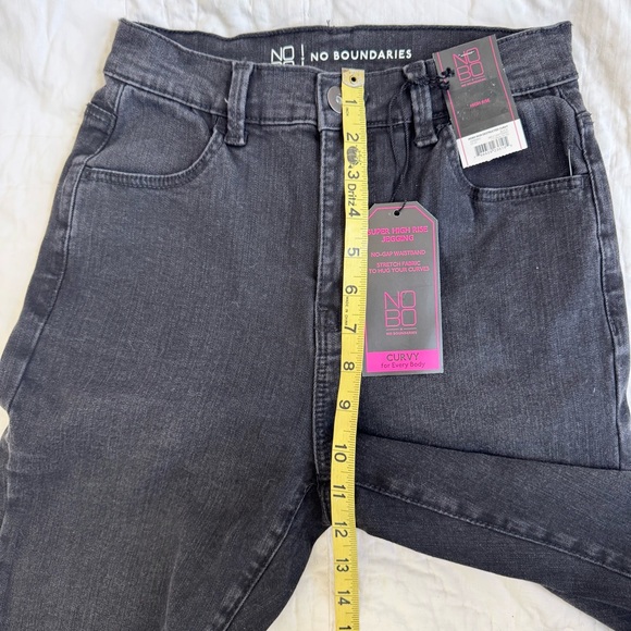 No Boundaries NEW Curvy Super High Rise Jegging Jeans Black Womens Denim NWT 7 - Picture 10 of 12